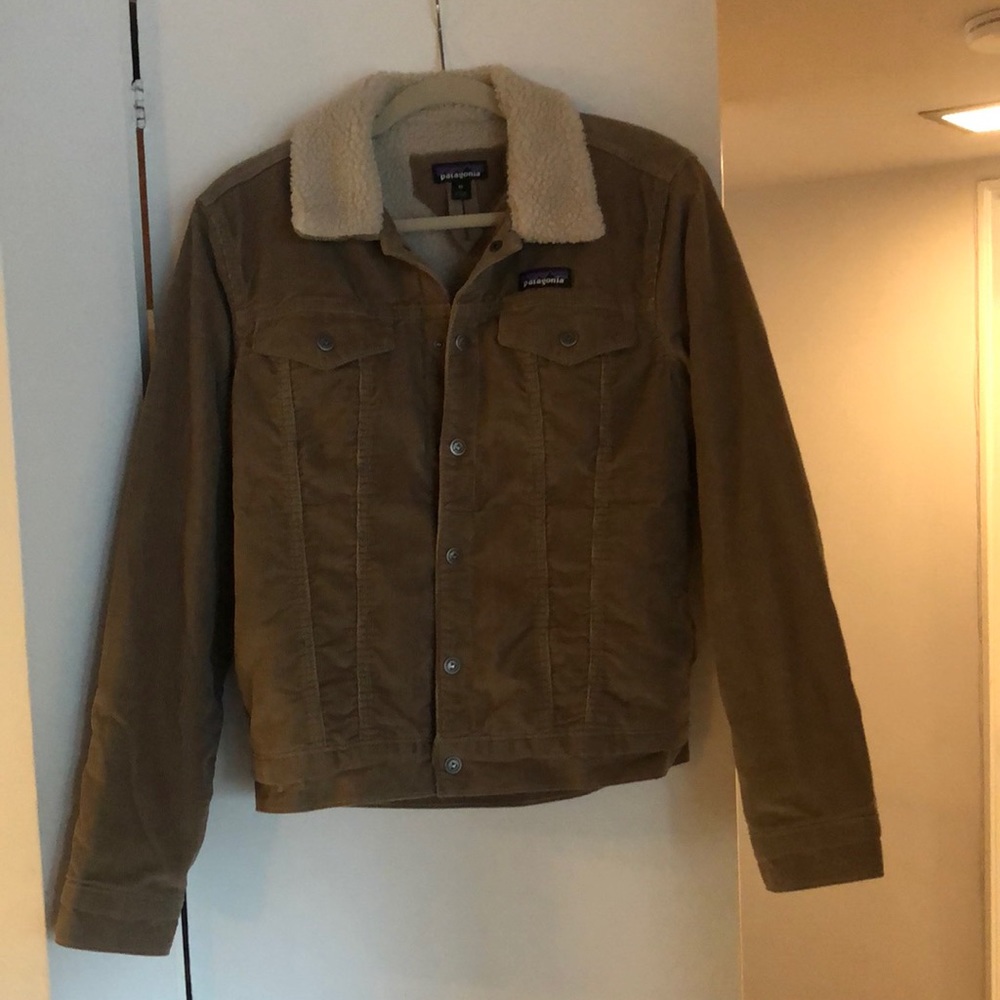 Excellent Condition Patagonia Men’s Pile Lined Trucker Jacket